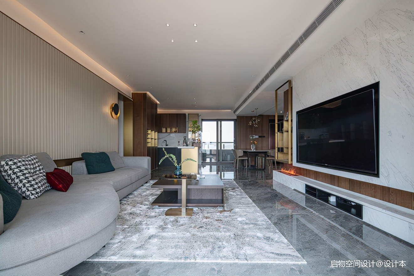 摩卡的微奢美学，女企业家的轻暖宅漫生活