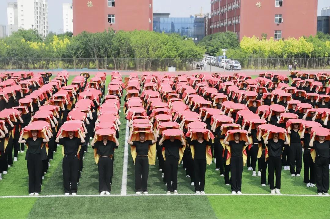 庆祝建党十周年校园艺术节手绘,建党100周年艺术节各个校园展演