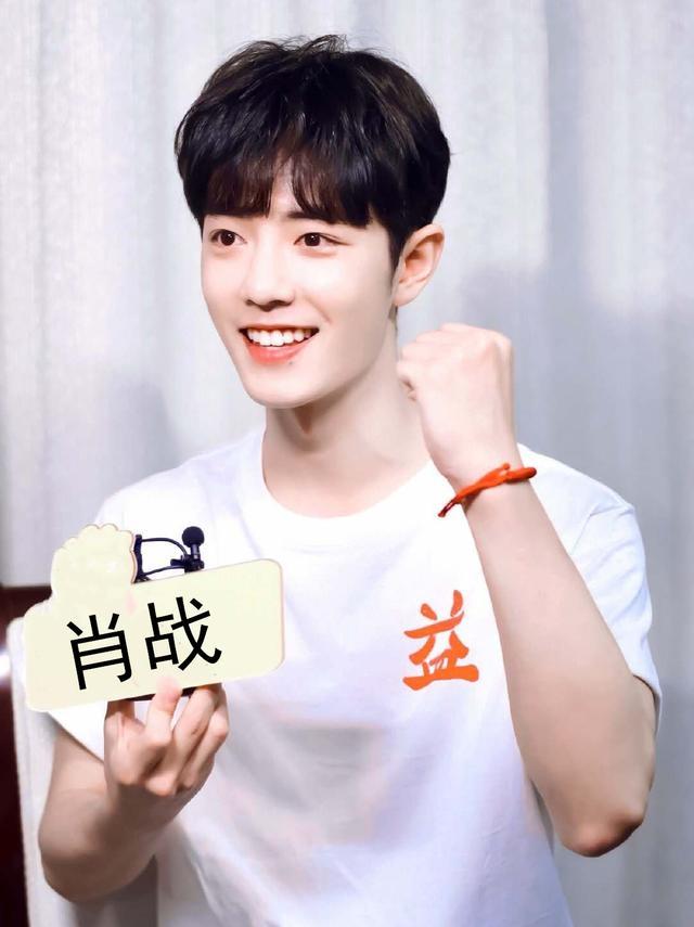 你会戴黄金首饰吗,什么类型的手链可以戴右手