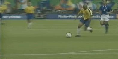 罗纳尔多意甲经典,罗纳尔多意甲15个过人