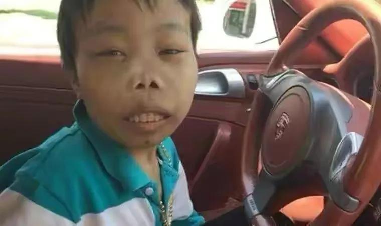 外星人陈山有女朋友吗,外星人陈山结婚了吗