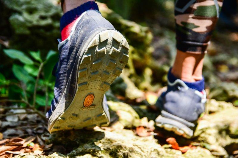 始祖鸟跑鞋必买经典款,始祖鸟越野跑鞋推荐