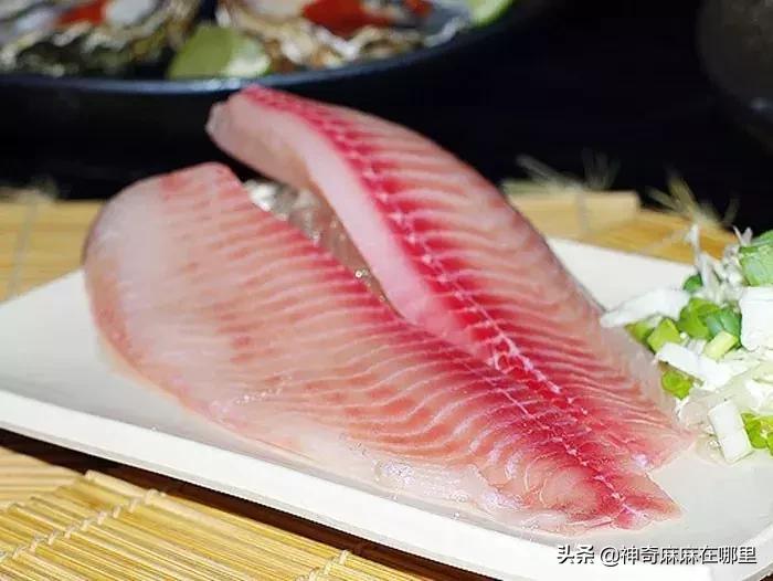 把所有口味都尝了一遍,买回来的鱼泥怎样加工才好吃