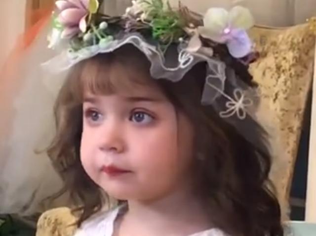 小女孩华丽变身真人版,小花仙女生变身视频