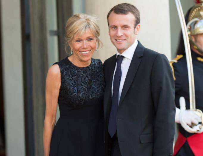 马克龙和普京的恩爱 (普京和马克龙夫妇)