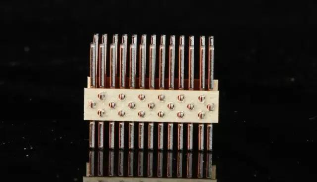 abb万能断路器2000a的拆解价值,abb塑壳断路器拆解可调整连杆