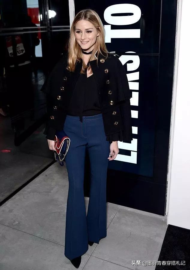 今年流行的喇叭裤怎么搭配,时尚风喇叭裤显瘦