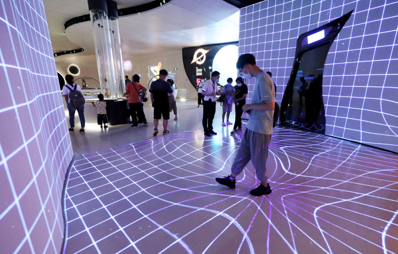 如何亲眼看地球真的在转？无需去太空，全球最大上海天文馆就可以