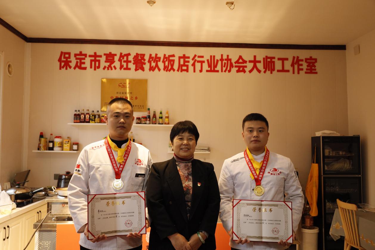 保定虎振专业厨师培训学校,保定虎振厨师学校中式面点老师