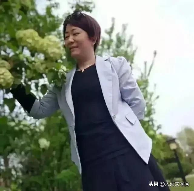 山恋小说,山恋歌曲出自哪里