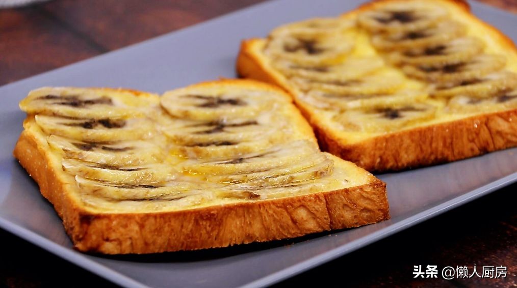 香蕉吐司面包早餐,面包和香蕉的早餐最简单做法
