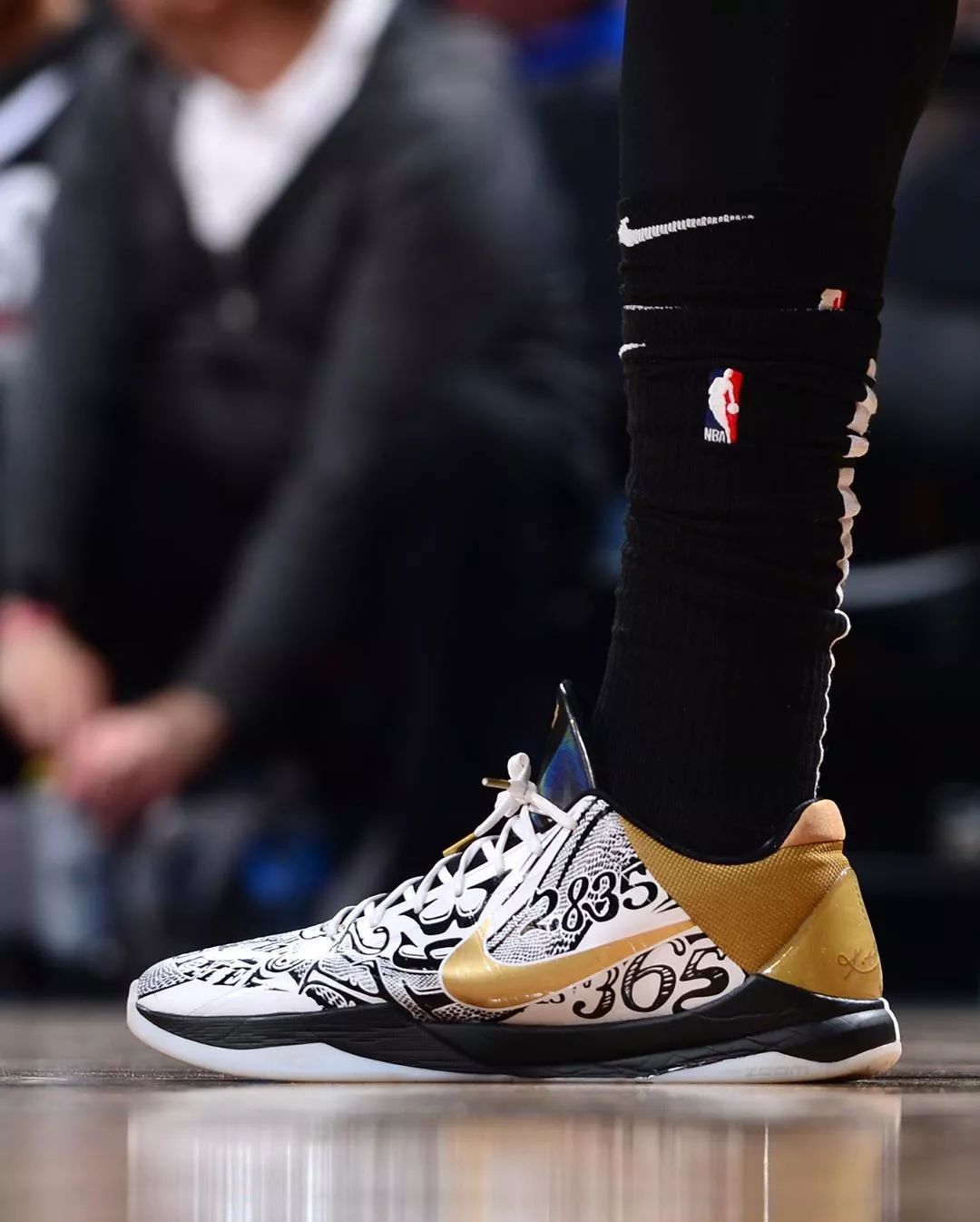 哈雷尔上脚球鞋锐步,nba上脚球鞋排行榜kd16