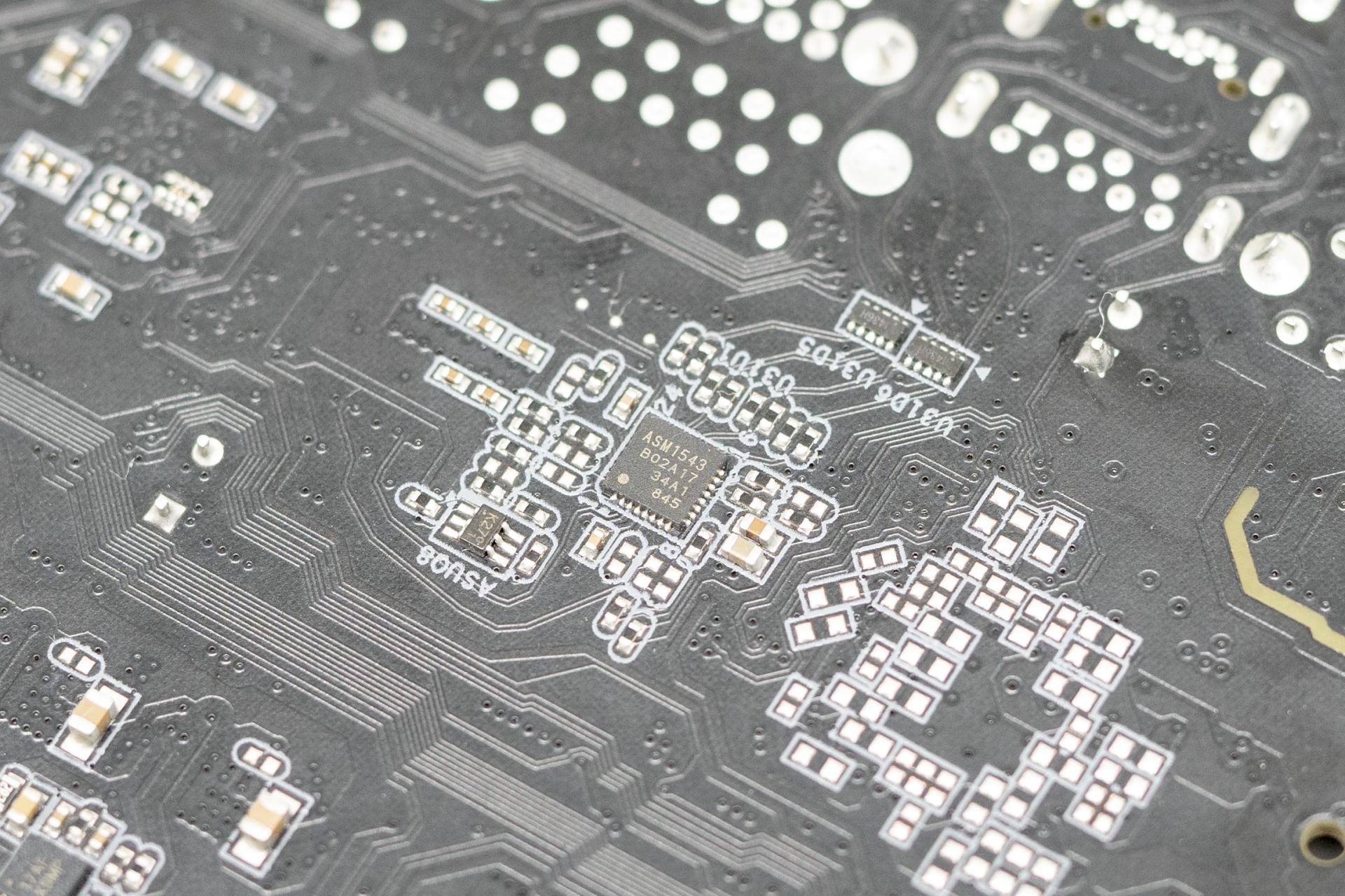 鍗庢搸x570澶瀬闆疯泧绁炲厜鍚屾,鍗庢搸x570澶瀬鍜屽井鏄焫570ace