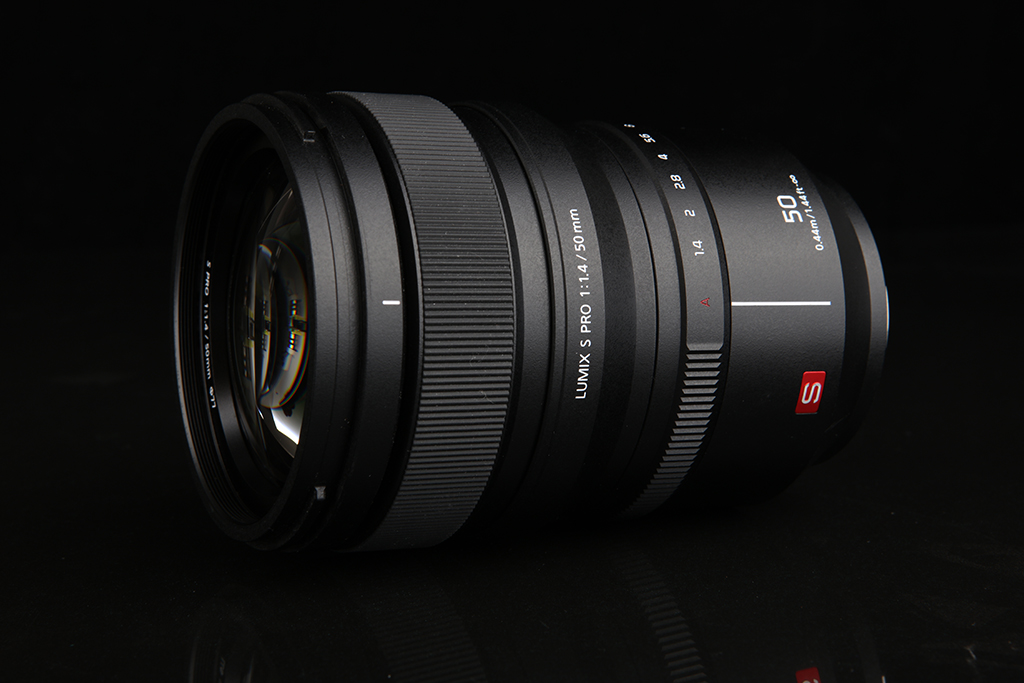 松下lumixspro50mmf1.4,松下lumixs24-105mmf4macro镜头