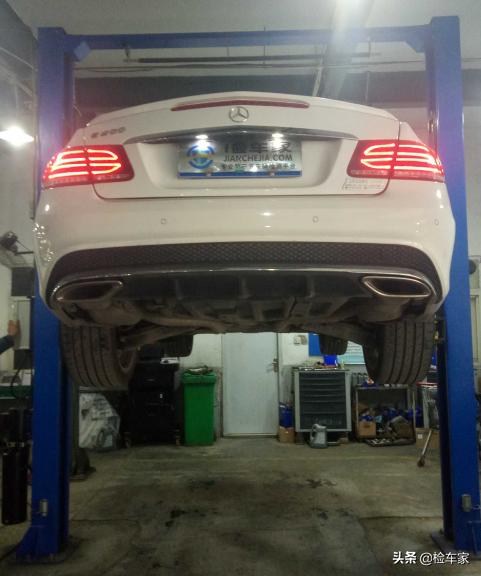 32万二手奔驰e300,30万买辆二手17年奔驰e200l