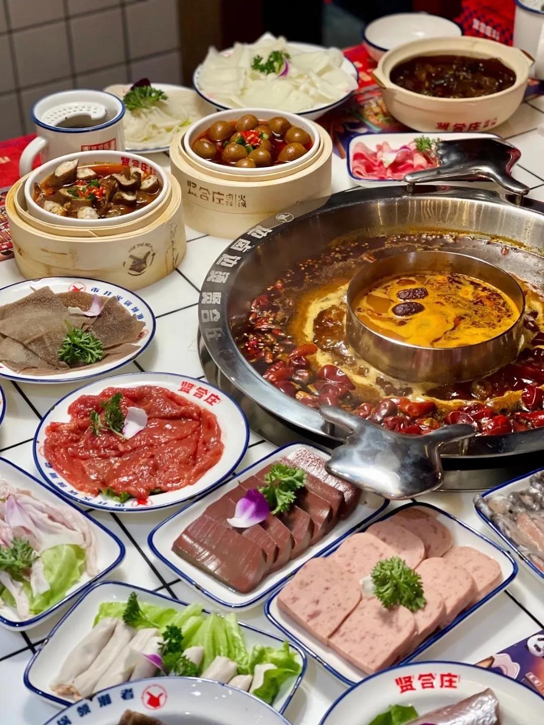 容易偶遇明星的四大美食店 (天津最容易偶遇明星的店)