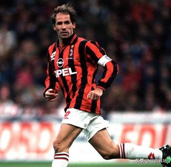 世界足球历史十大最强后卫,史上最佳防守球员排名