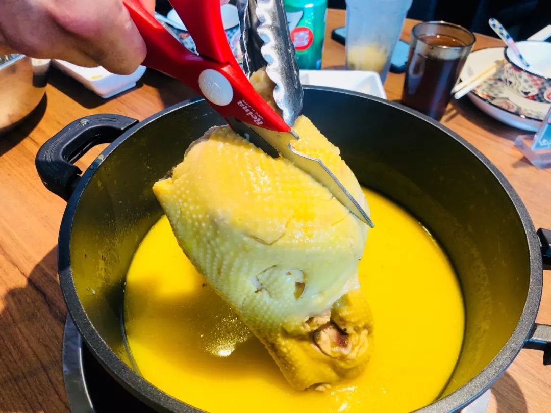 香港帅哥为了爱情来郑州,也带来了香港地道花胶鸡