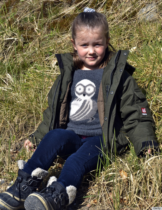 王妃超会穿II玛丽王妃*服私**与公务着装对比，穿衣搭配如变形记