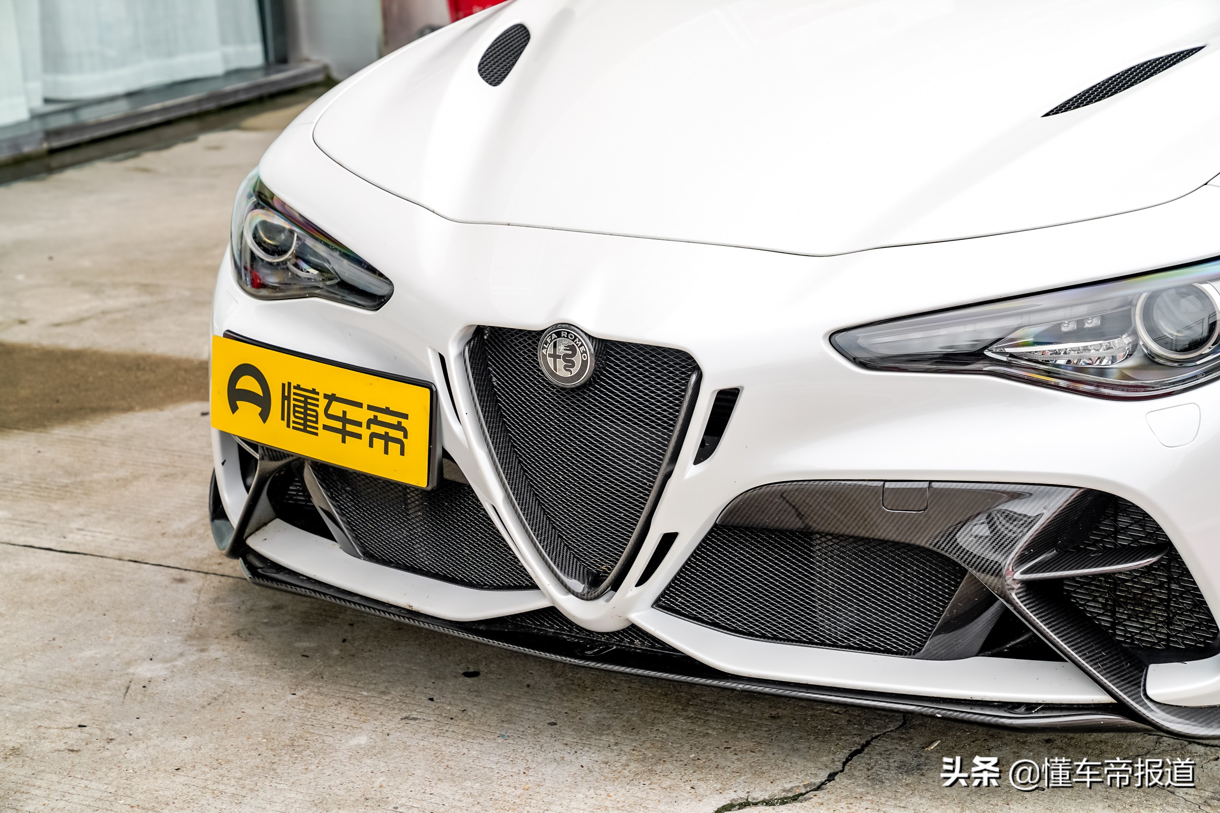 新车阿尔法罗密欧giulia豪华版200p,阿尔法罗密欧giulia车评