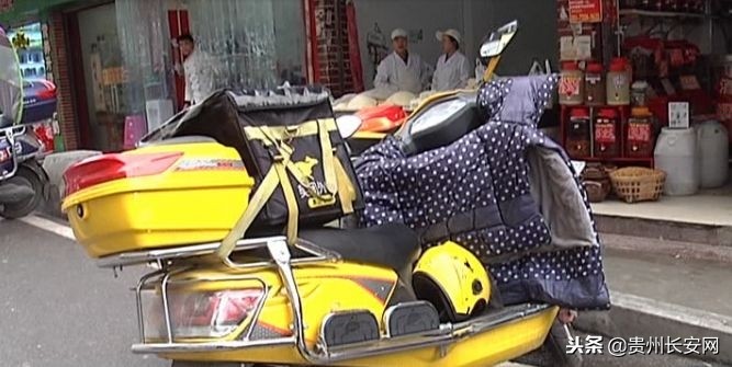 小伙应聘外卖骑手被套路,美团骑手遭套路贷款