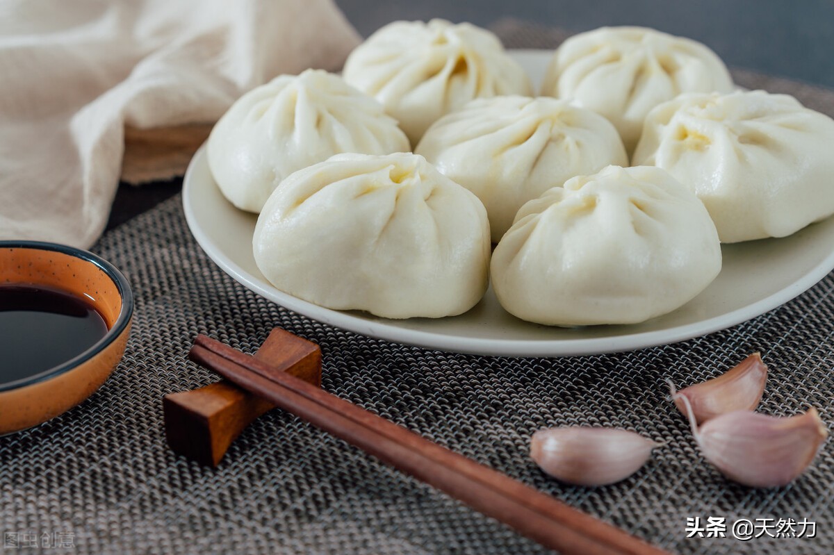 发面包子蒸熟了冷冻还是生的冷冻,包包子生坯冷冻好还是蒸熟冷冻好