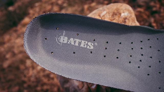 户外达人日常通勤穿的战术靴——体验BATESGX-4（E2266）战术靴