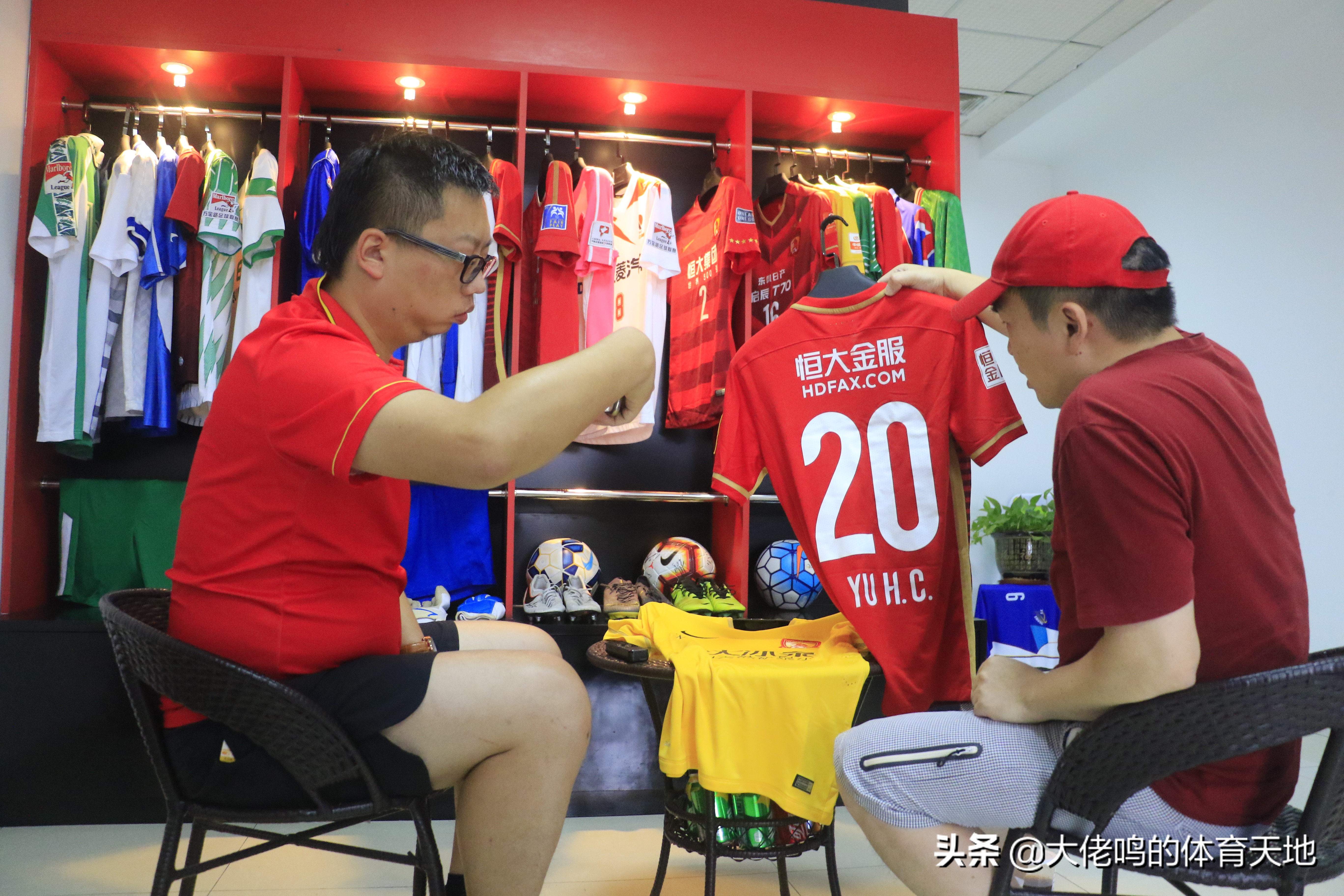 资深广州队收藏玩家测评：铁杆恒迷城哥的心得故事