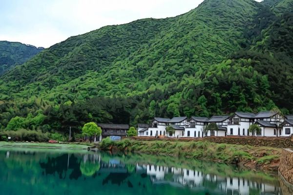 杭州桐庐宜居养生园一线临水，中式合院适合养老度假，产权40年