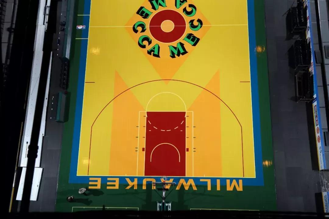 雄鹿这赛季一共穿过哪些球衣,雄鹿队的新赛季球衣