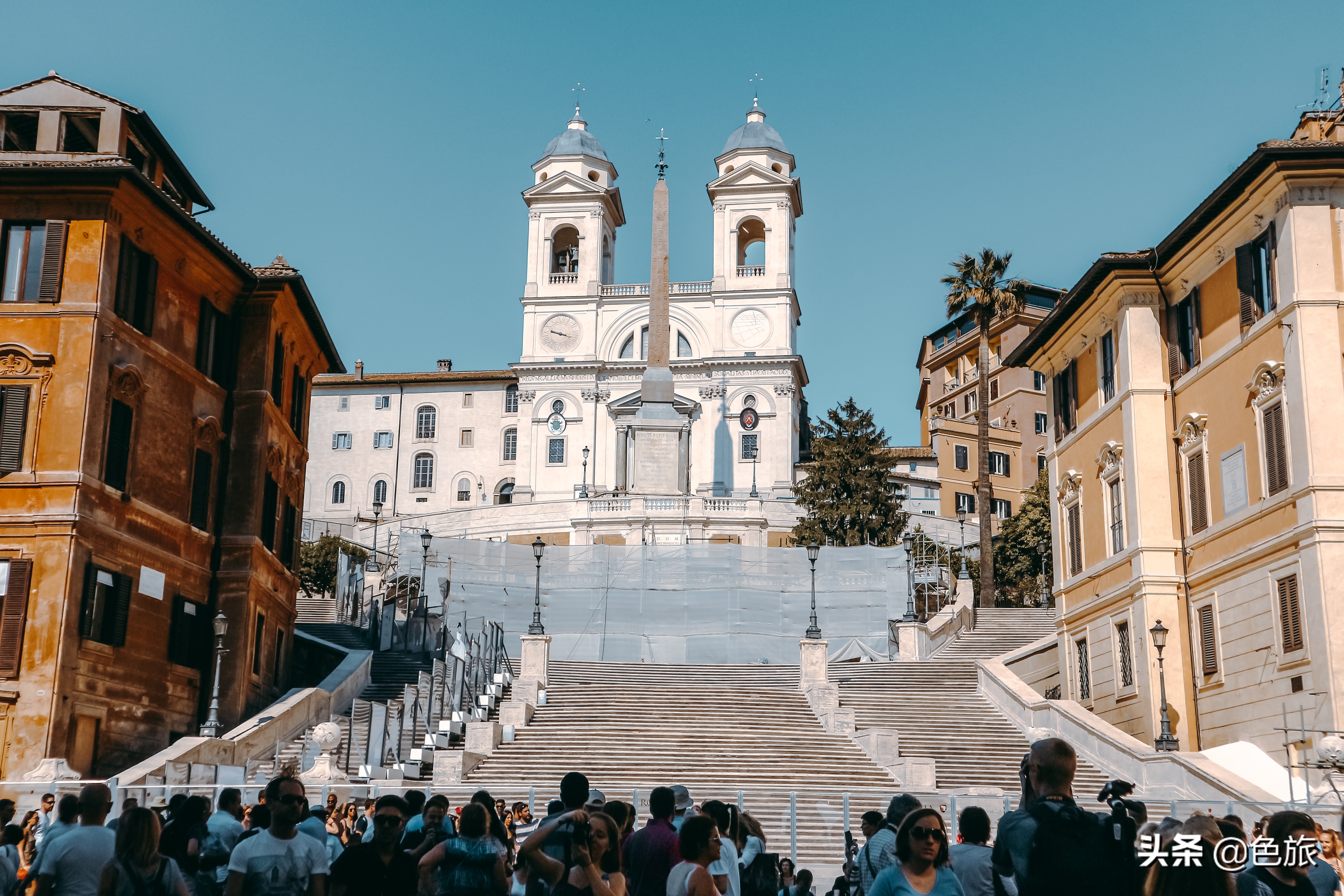 跟随赫本的脚步重温罗马假日,跟着赫本的脚步来到了罗马