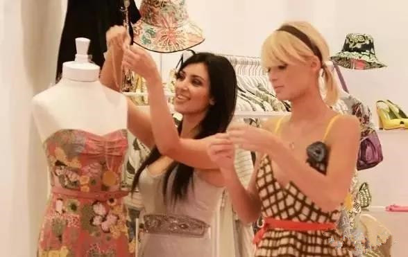 出生在贫民窟的卡戴珊,身价千万卡戴珊