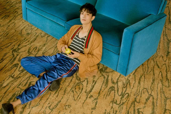 星光大赏王一博肖战粉丝battle,肖战看吴世勋和王一博battle