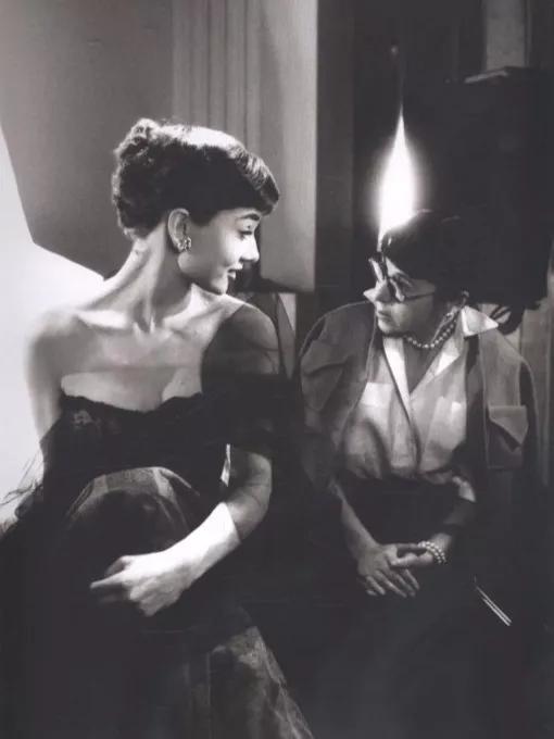 只知道梦露赫本，那你对四五十年代的美人一无所知