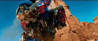 想不想开？这个贴着小胡子的女生，做出全世界最可爱的汽车