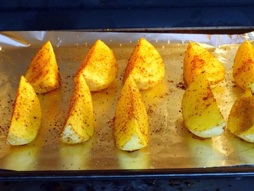 烤箱家用哪款性价比高又好用,最实用的厨房嵌入式烤箱