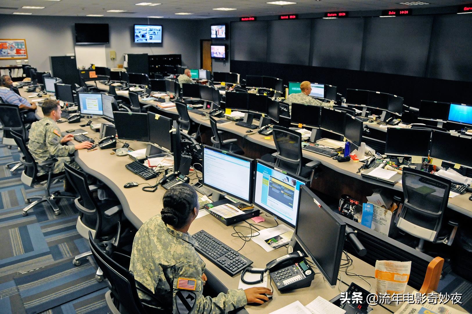 斯诺登曝出棱镜门发生在哪一年,棱镜门事件斯诺登怎么样了