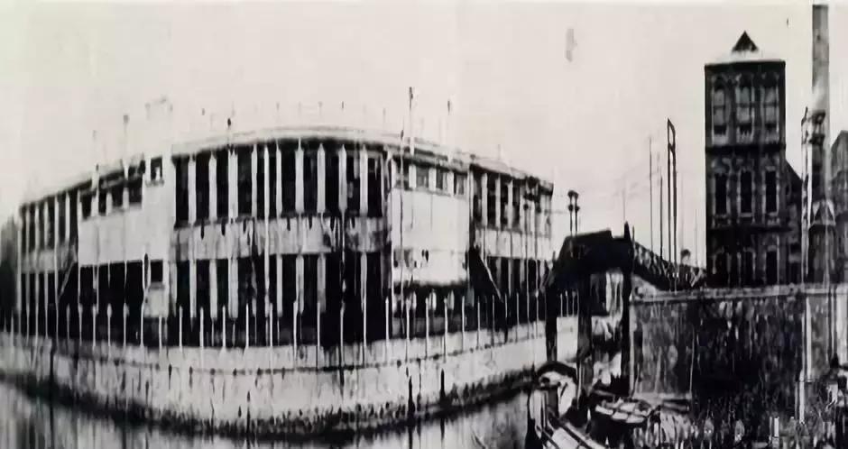 今年一百岁的她，织出全世界最细的纱