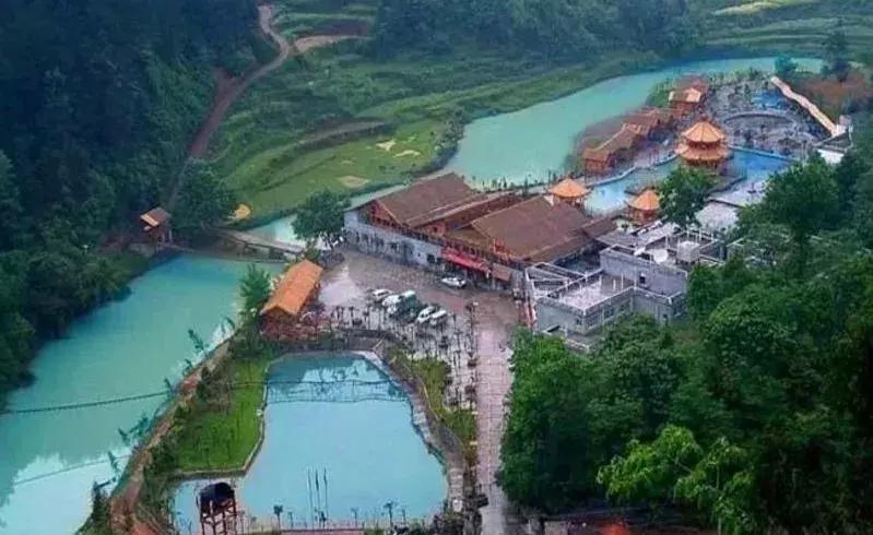 四季贵州和万象温泉哪里好玩,贵州的温泉值得你来
