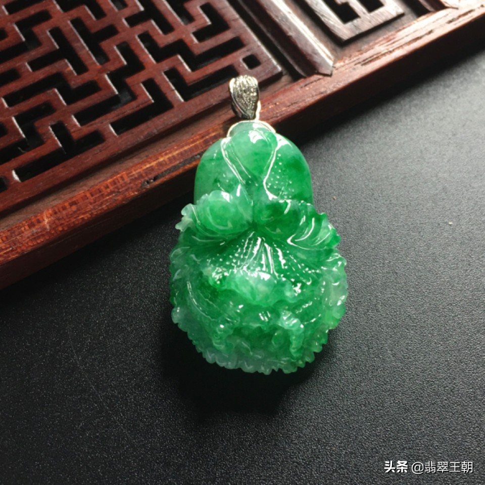 缅甸玉冰种的鉴别,缅甸玉佛牌鉴别