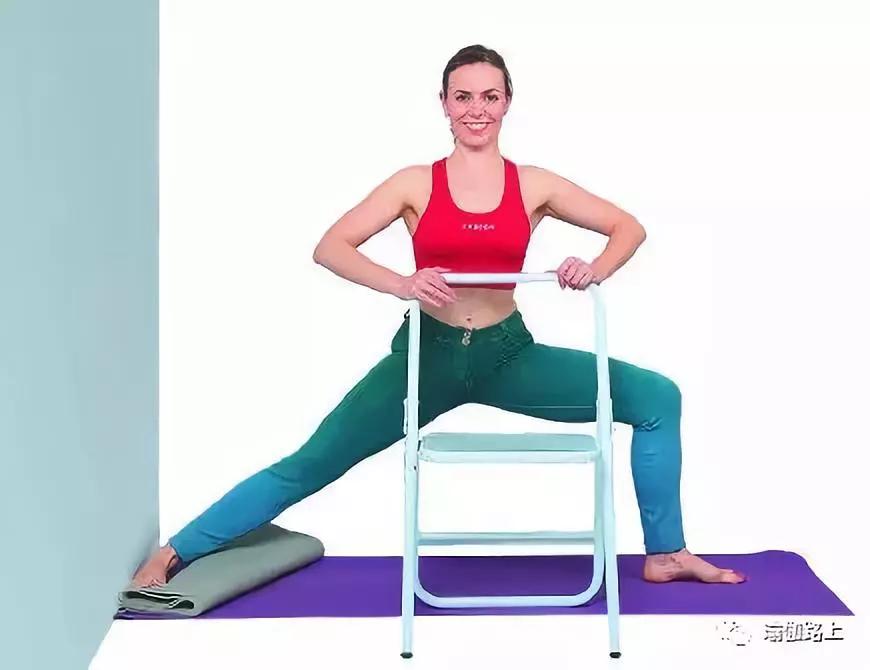 瑜伽改善o型腿的私教训练方法,瑜伽矫正o型腿私教视频