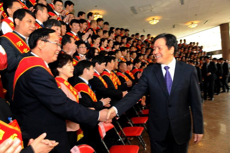 衡水中学资本问题如何解决,衡水中学惹争议