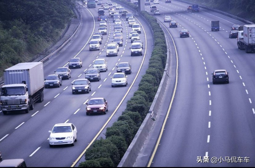 开车走国道一般多少公里,国道一般开多少公里合适