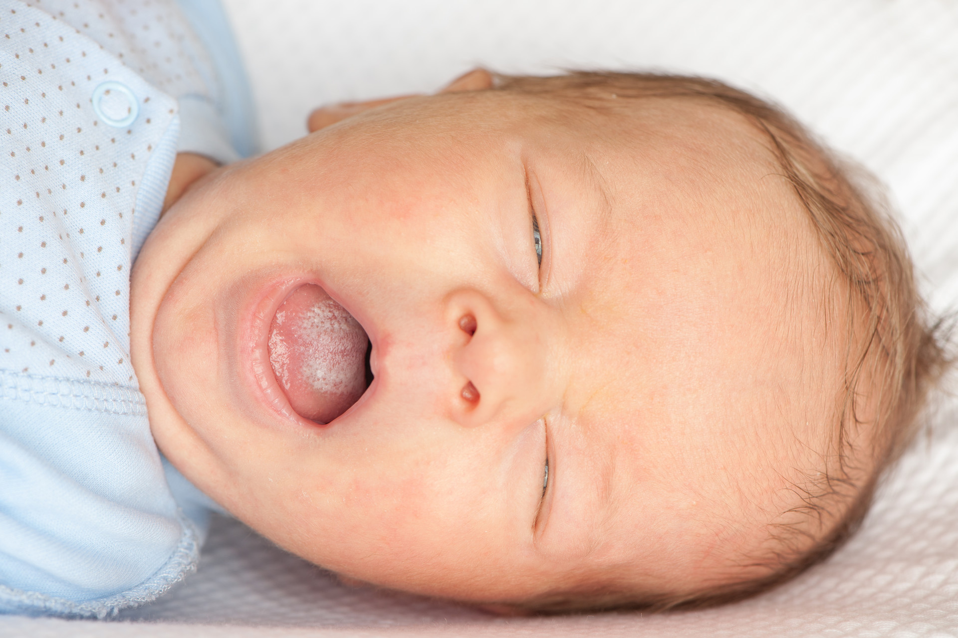 妈妈喝了酒孩子吃母乳会醉吗,喂母乳喝了酒孩子会醉吗