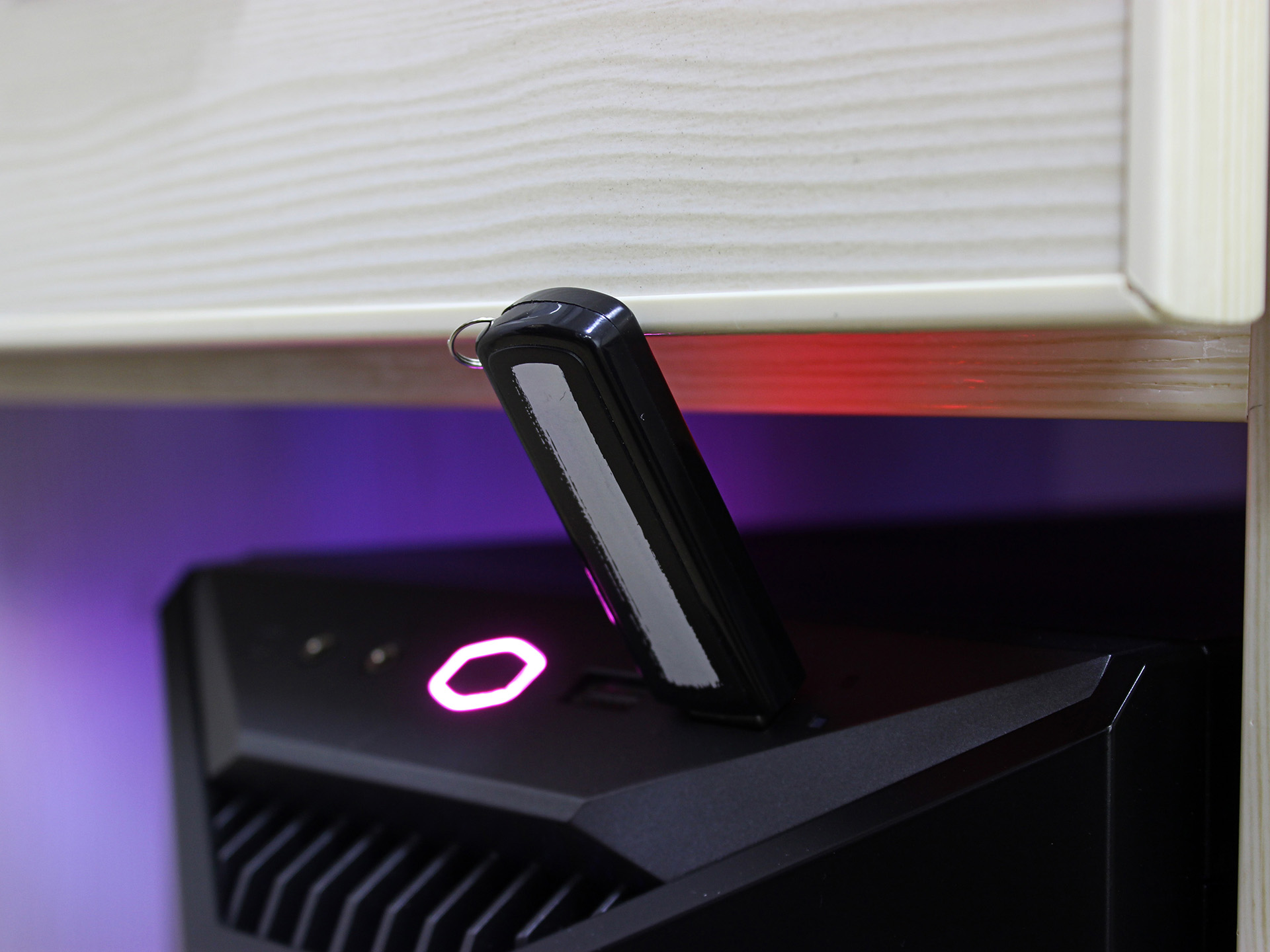 我不是佩奇,金士顿64G猪年生肖U盘悄悄萌到身边