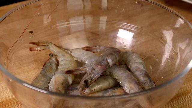 大虾怎么保存虾头不发黑,大虾怎么保存下次吃还新鲜