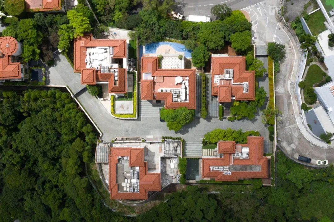 许家印香港豪宅被标售,许家印香港山顶豪宅有多大