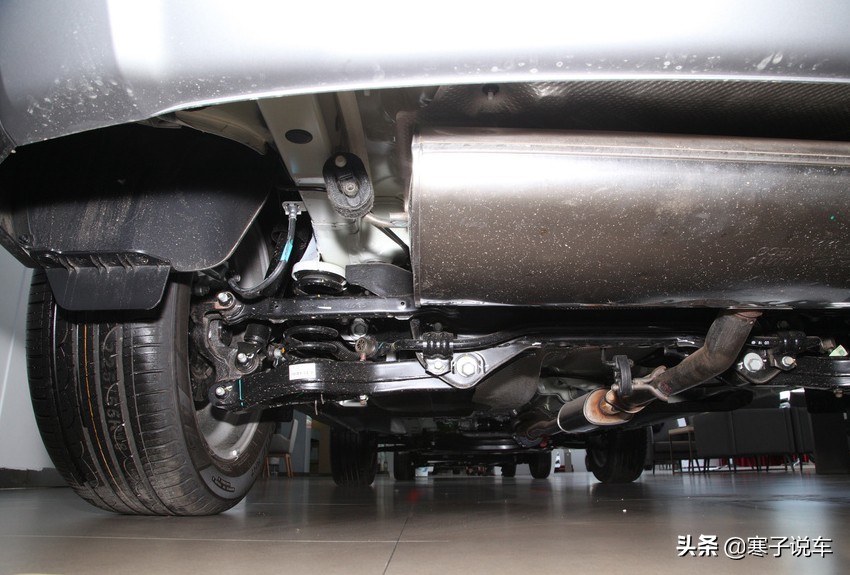 北京现代ix352010款2.4l耗油量,降价2万的现代ix35值不值得入手