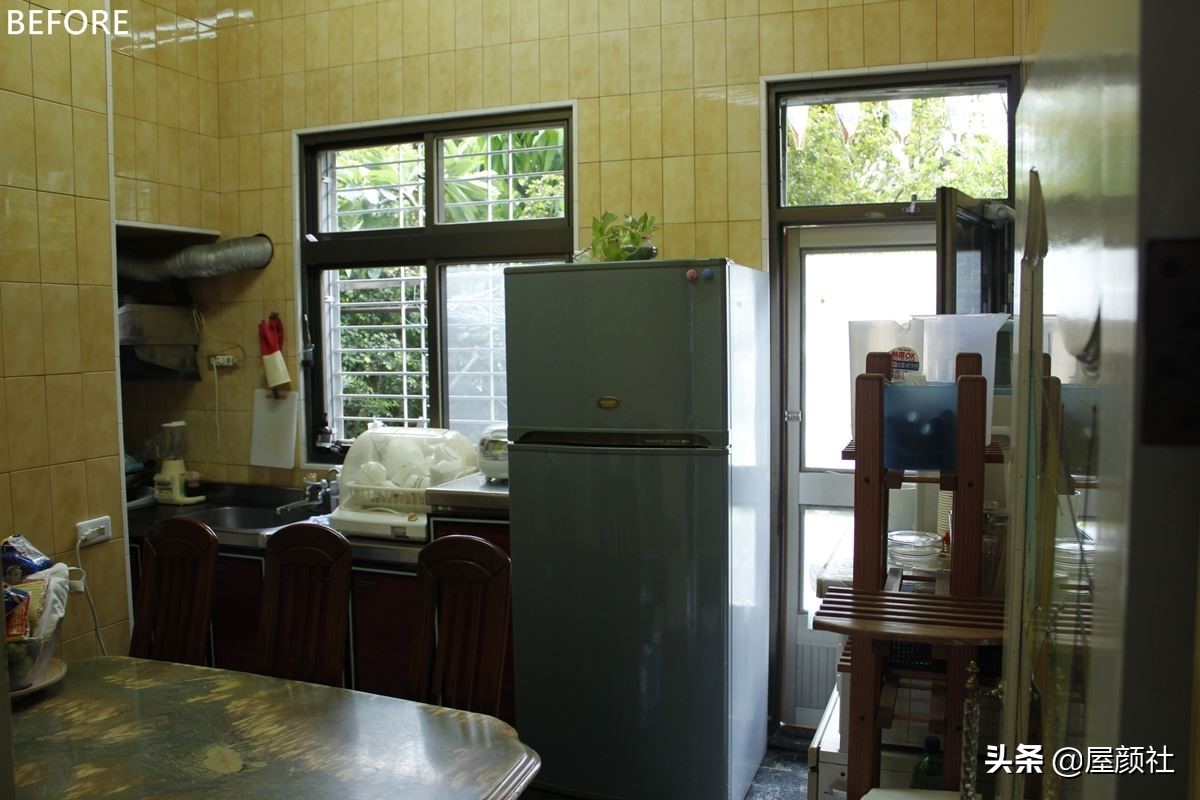 旧厨房灶台翻新最简单方法,姐弟农村老房改造