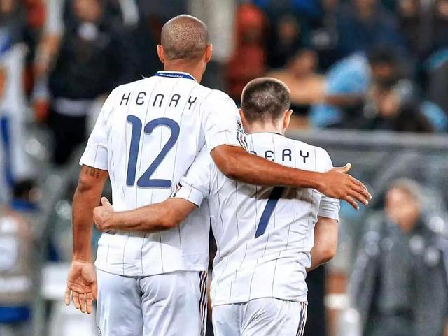 梅西和内马尔谁的脚下技术更好,内马尔和梅西谁的技术更好